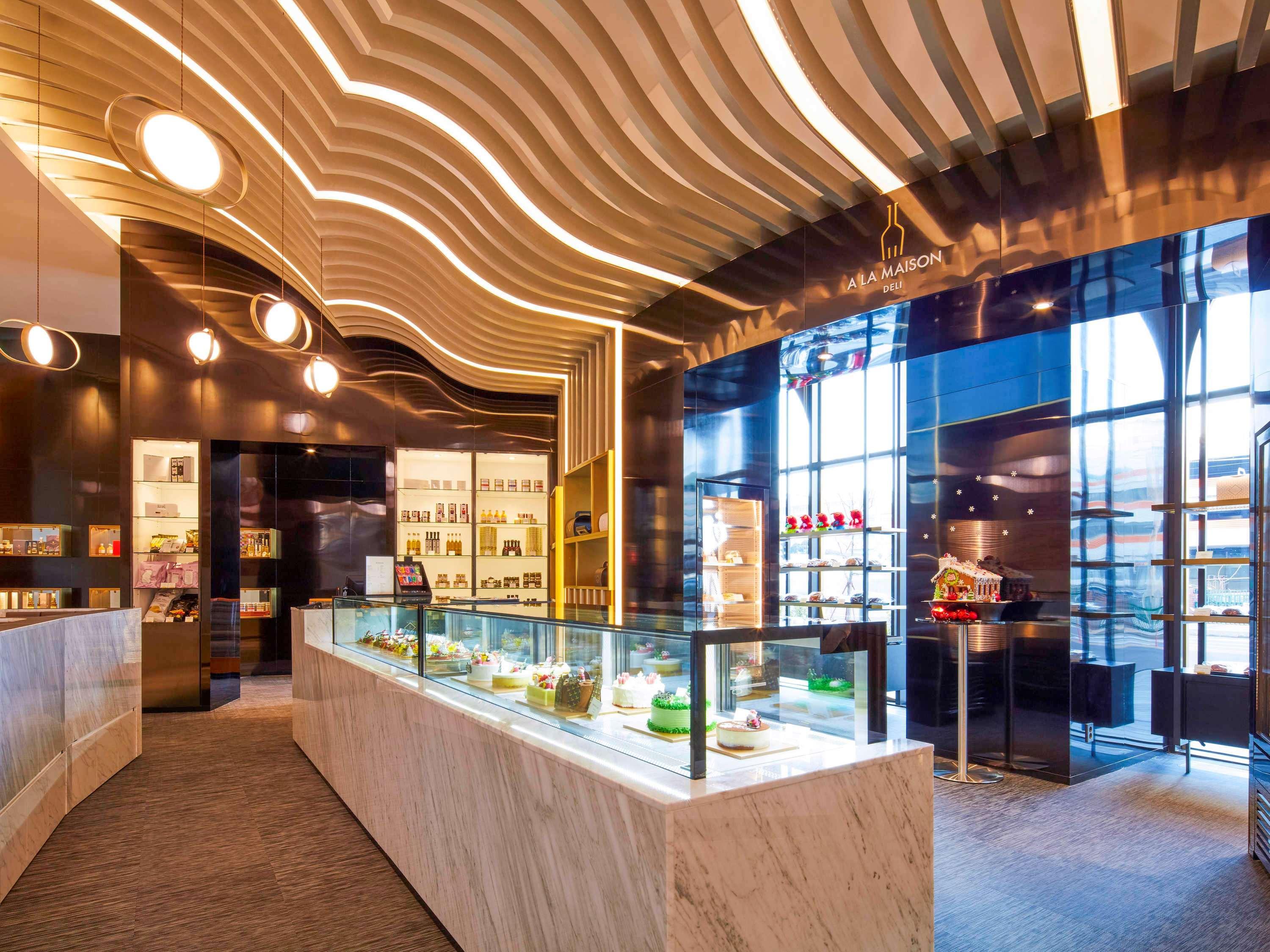 Ibis Styles Ambassador Yongsan Hotel 4*